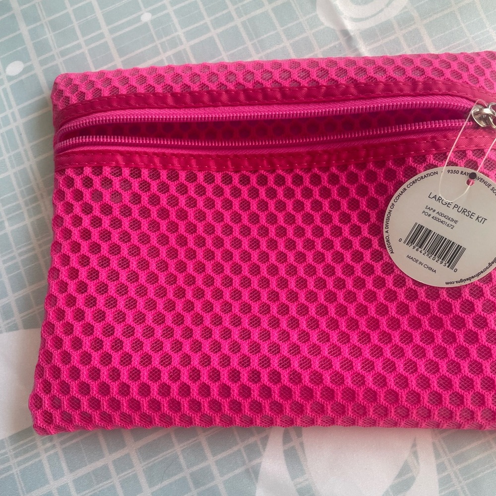Revolution Fire Palette with Pink Cosmetic Set - Picture 11 of 14